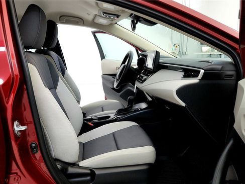Used 2024 Toyota Corolla LE image 17