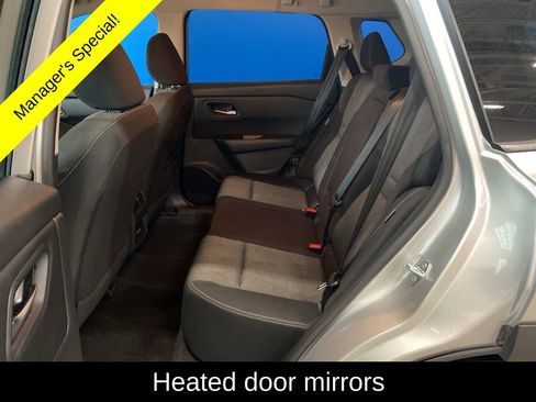 Used 2025 Nissan Rogue SV AWD/4WD image 20