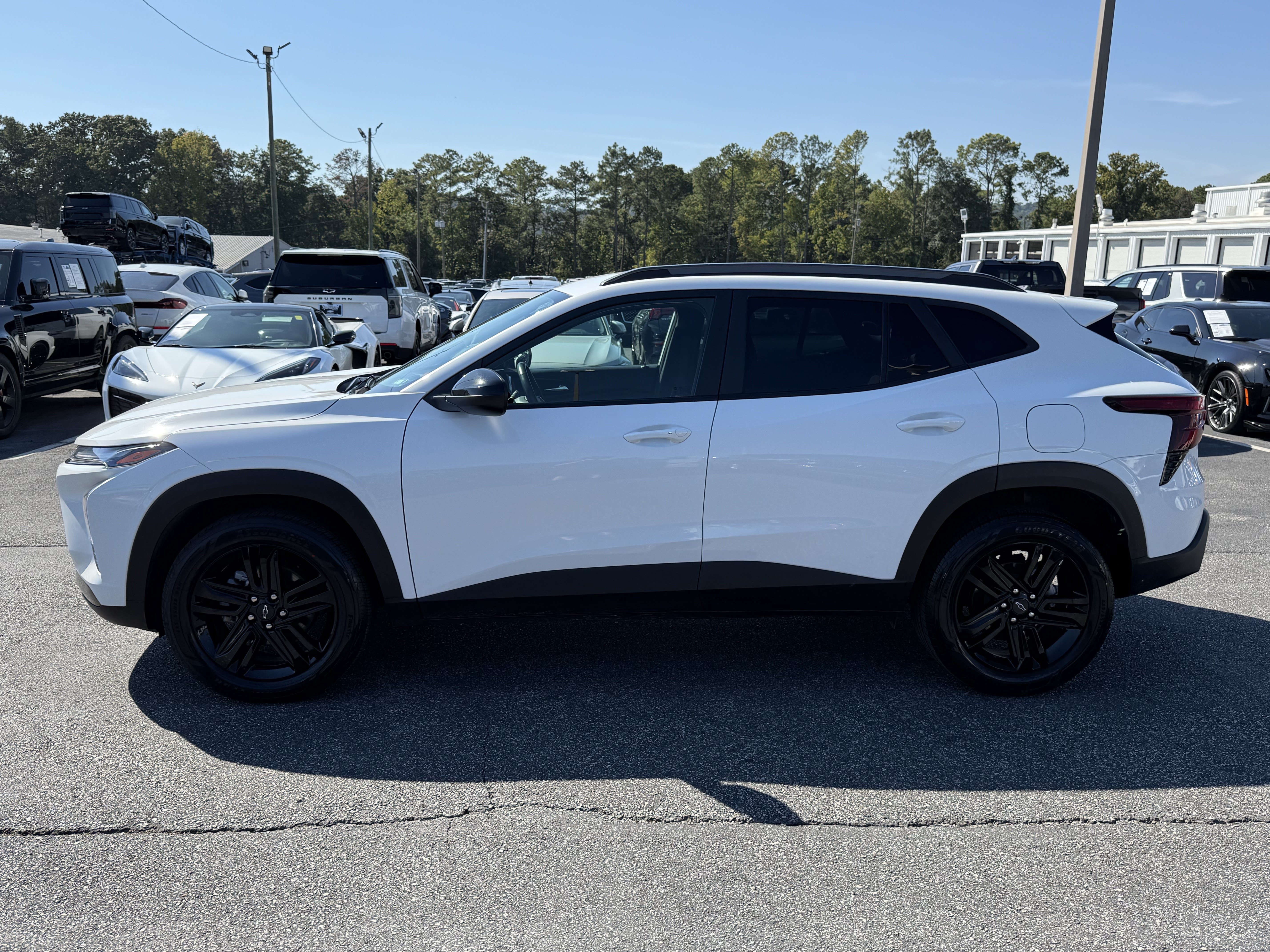 Used 2024 Chevrolet Trax ACTIV FWD image 7