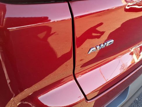 Certified 2023 Cadillac XT4 Luxury w/ Cold Weather Package image 12