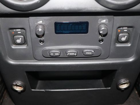 Used 2005 HUMMER H2 w/ Preferred Equipment Group image 48