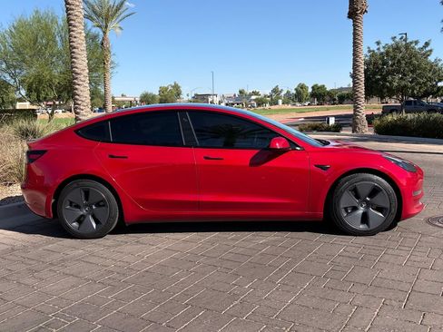 Used 2022 Tesla Model 3 Long Range AWD/4WD image 2