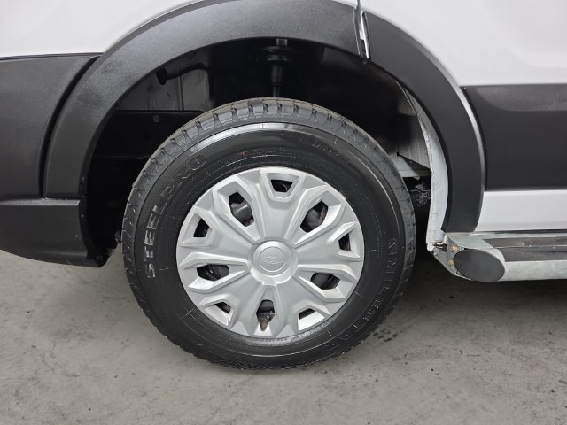 Used 2025 Ford Transit 250 Low Roof w/ Exterior Upgrade Package RWD image 9