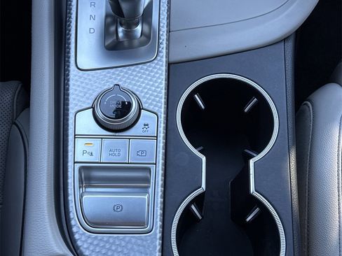 Used 2023 Genesis G70 2.0T w/ Sport Prestige Package image 29