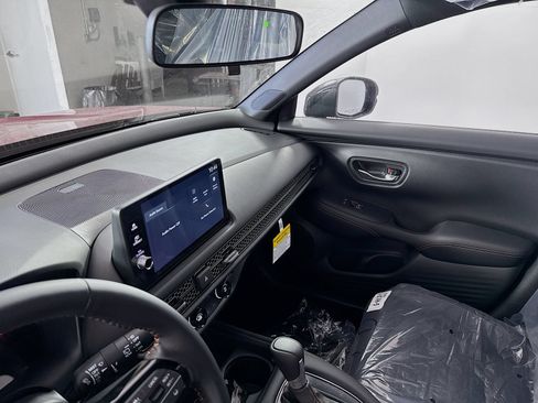 New 2027 Honda HR-V Sport image 5