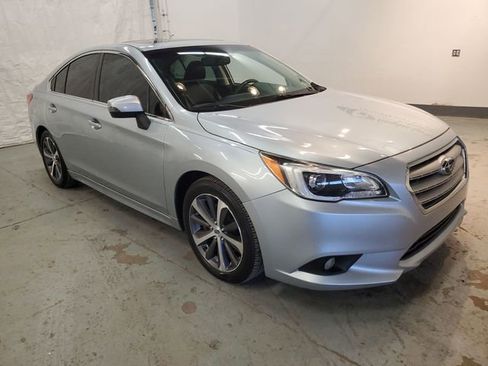 Used 2017 Subaru Legacy 3.6R Limited image 8