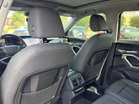 Used 2025 Audi Q5 Premium w/ Convenience Package AWD/4WD image 31
