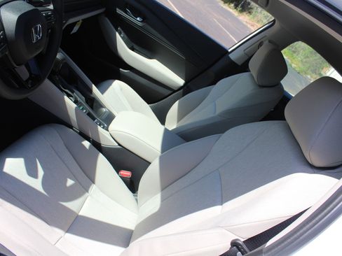 New 2026 Honda Accord LX image 5