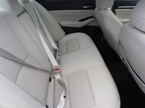 Certified 2022 Nissan Altima 2.5 SV w/ SV Premium Package image 25