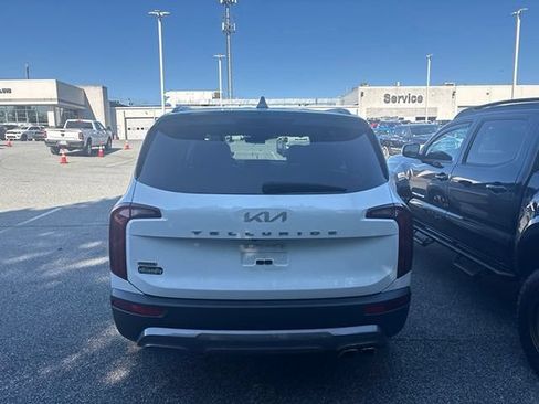 Used 2022 Kia Telluride S AWD/4WD image 14
