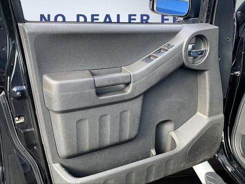 Used 2015 Nissan Xterra PRO-4X w/ Nevada Tow Package image 20