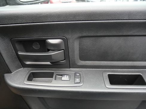 Used 2017 RAM 1500 Express w/ Express Value Package image 18