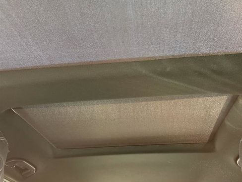 Used 2017 Mercedes-Benz GLS 550 4MATIC image 18