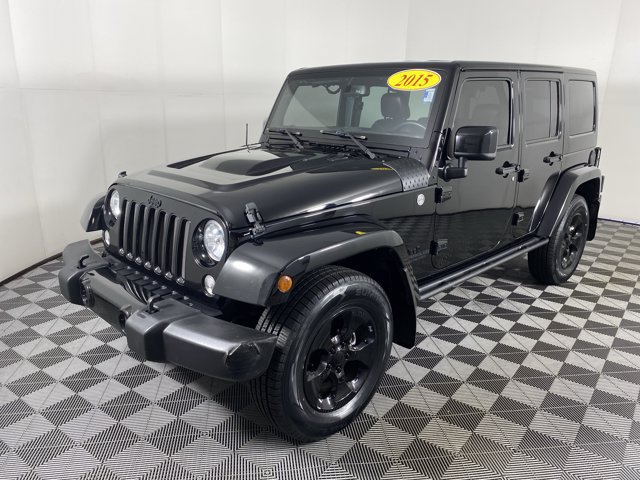 Used 2015 Jeep Wrangler Unlimited Sahara w/ Dual Top Group AWD/4WD image 9