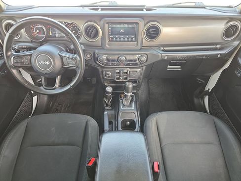 Used 2021 Jeep Wrangler Unlimited Sport AWD/4WD image 9