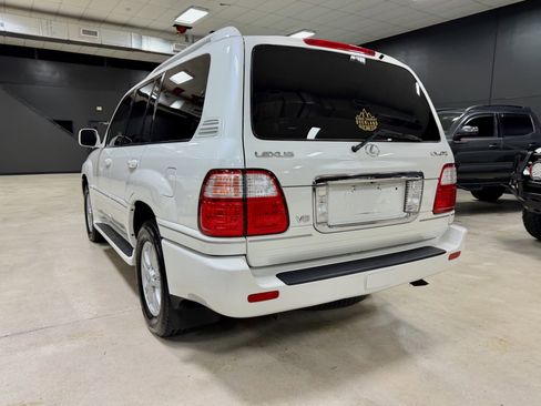 Used 2005 Lexus LX 470 4WD image 16