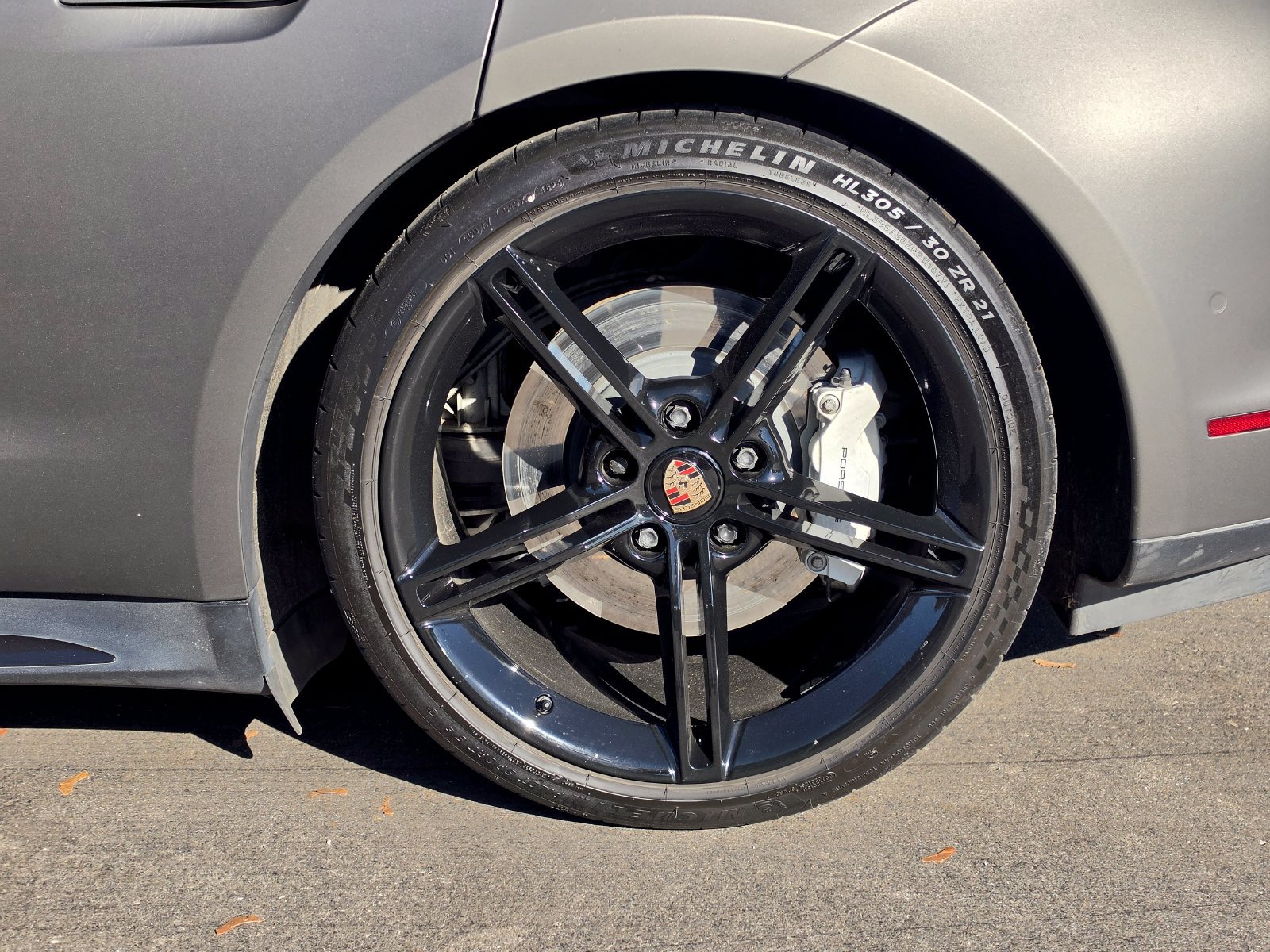 Used 2020 Porsche Taycan AWD/4WD image 4