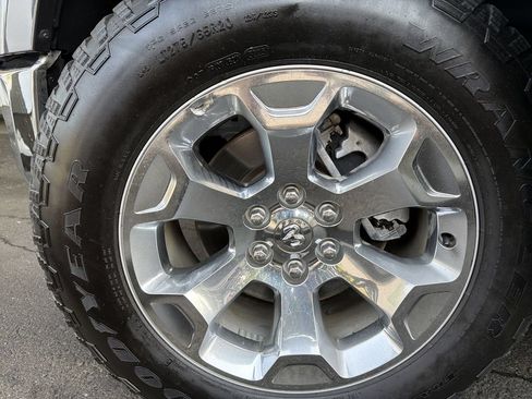 Used 2022 RAM 1500 Big Horn AWD/4WD image 31