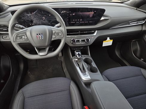 New 2026 Buick Envista Preferred FWD image 19