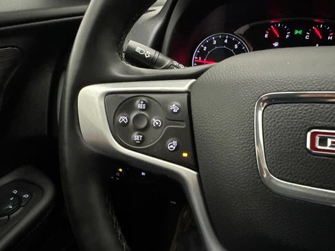 Used 2024 GMC Terrain SLT AWD/4WD image 34