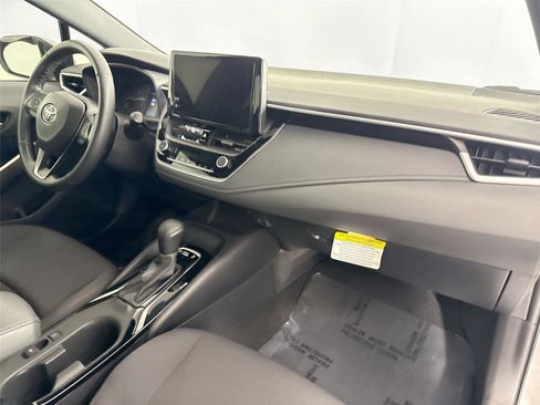Certified 2024 Toyota Corolla SE image 42