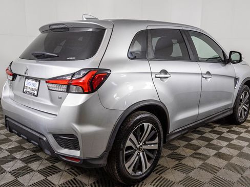 Used 2021 Mitsubishi Outlander Sport SE image 12