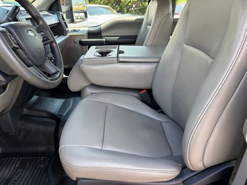 Used 2022 Ford F350 XL w/ STX Appearance Package RWD image 16