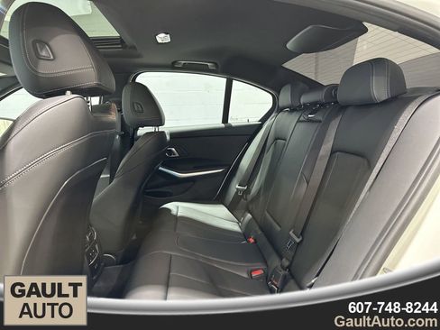 Certified 2025 BMW 330i xDrive Sedan w/ Premium Package image 15