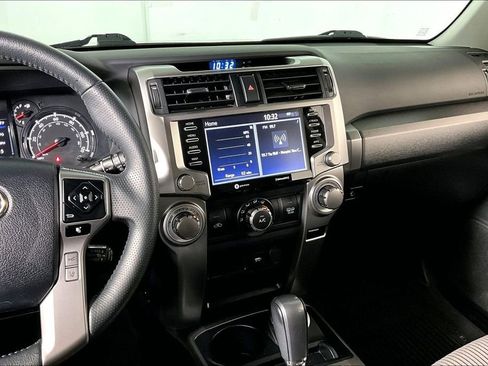 Used 2022 Toyota 4Runner SR5 image 6