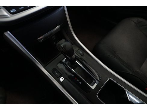 Used 2015 Honda Accord EX-L image 18