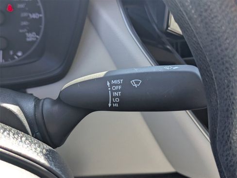 Used 2024 Toyota Corolla LE image 27