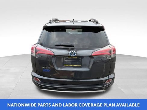Used 2017 Toyota RAV4 XLE w/ Convenience Package AWD/4WD image 5