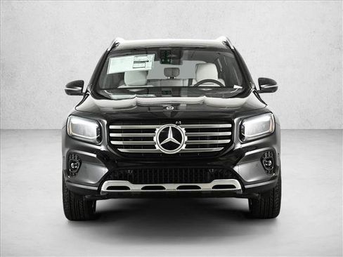 New 2026 Mercedes-Benz GLB 250 4MATIC image 2