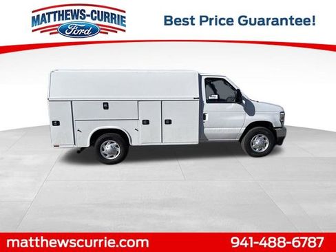 New 2026 Ford E-350 and Econoline 350 Super Duty w/ Power Equipment Group image 3