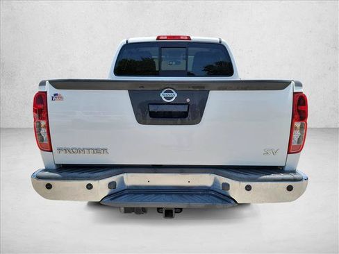 Used 2021 Nissan Frontier SV RWD image 6