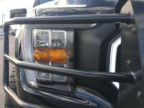 Used 2022 Ford F150 Lariat image 10