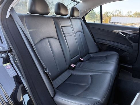 Used 2009 Mercedes-Benz E 350 E 350 image 40