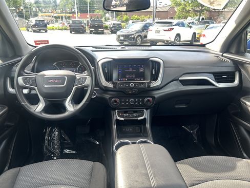 Used 2022 GMC Terrain SLE w/ Driver Convenience Package AWD/4WD image 18