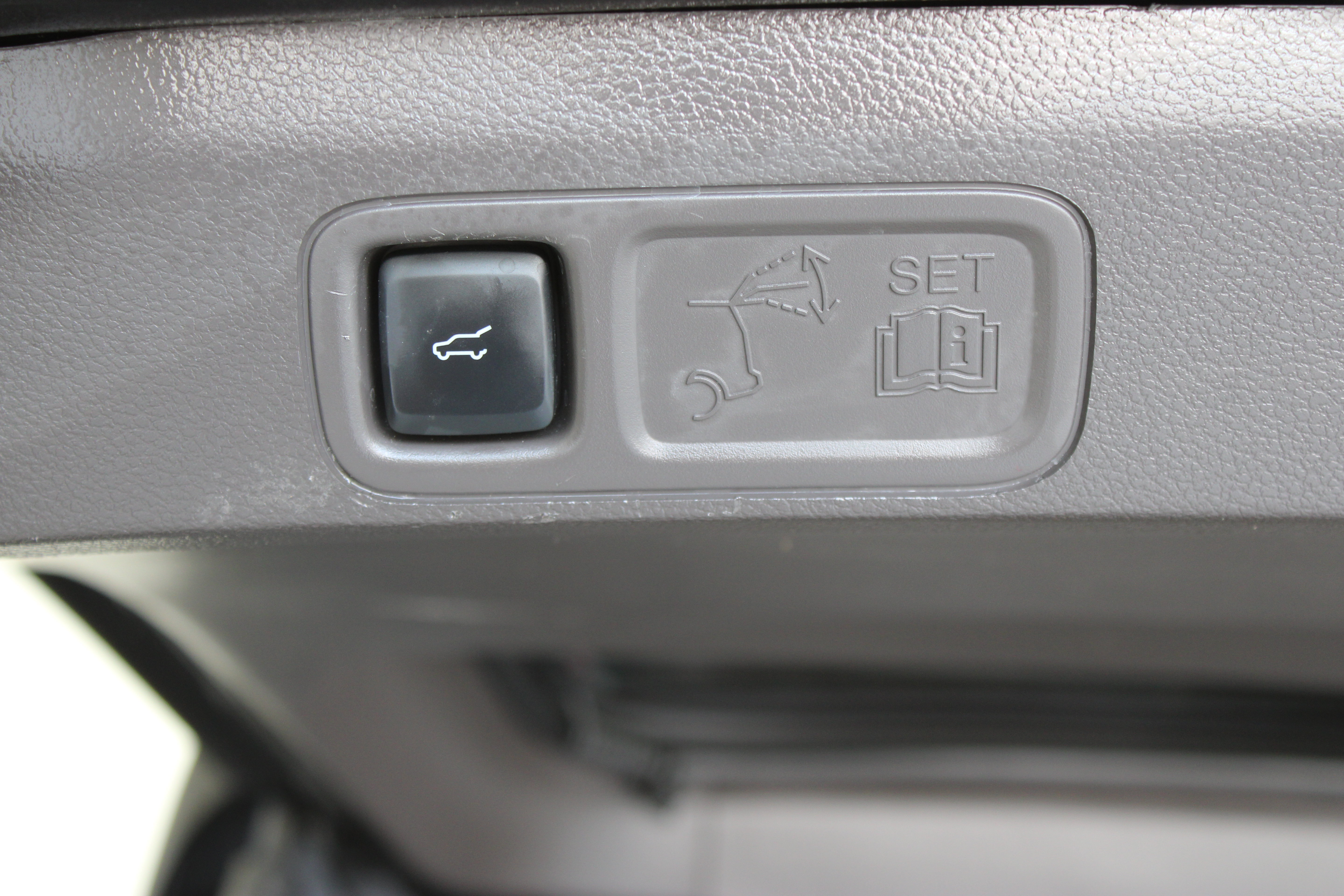 Used 2024 Lincoln Navigator Reserve AWD/4WD image 37