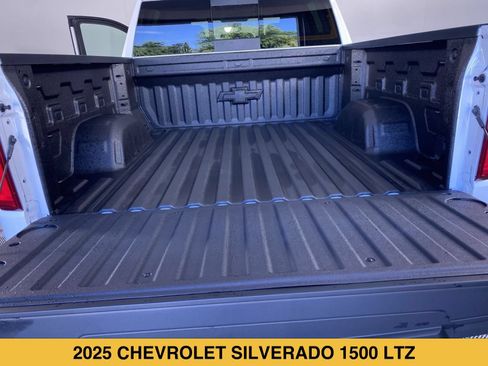 Certified 2025 Chevrolet Silverado 1500 LTZ AWD/4WD image 15