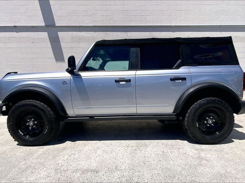Used 2022 Ford Bronco Black Diamond AWD/4WD image 3
