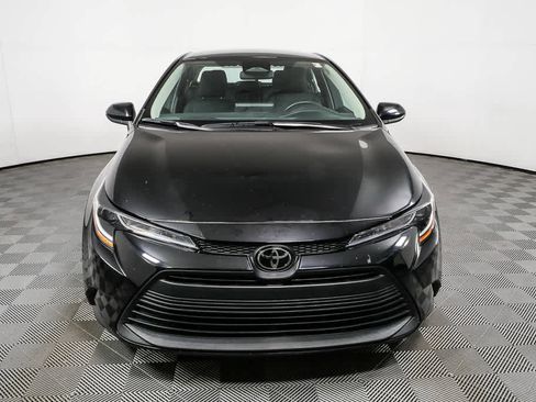 Used 2024 Toyota Corolla LE image 25