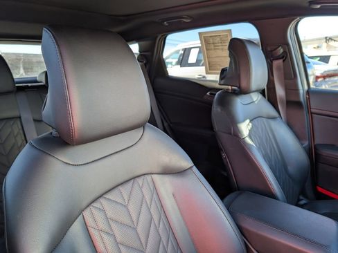 Used 2025 Kia Sportage X-Line w/ Premium Package image 21