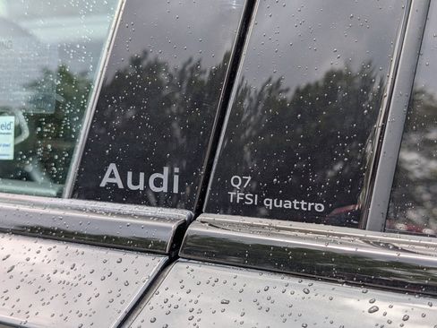 Used 2025 Audi Q7 3.0T Premium Plus image 30