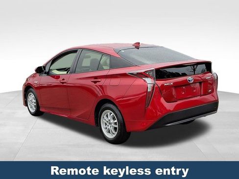 Used 2017 Toyota Prius Two image 5