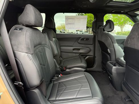 New 2027 Kia Telluride SX Prestige X-Pro AWD/4WD image 16