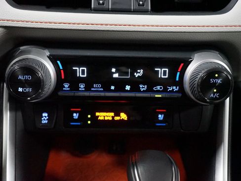 Used 2019 Toyota RAV4 Adventure w/ Cold Weather Package AWD/4WD image 19