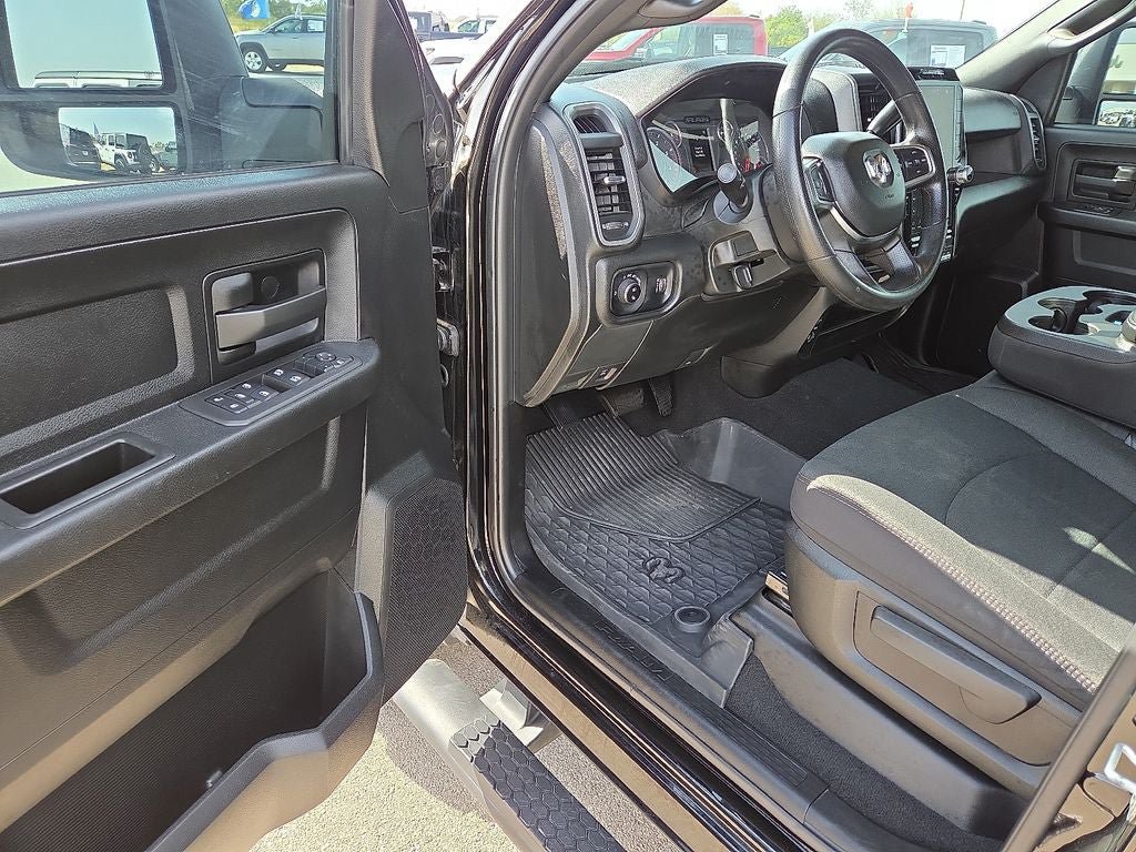 Used 2025 RAM 3500 Tradesman AWD/4WD image 21