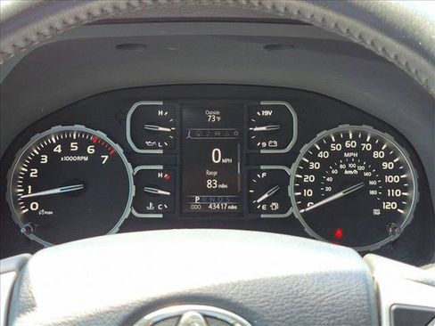 Used 2018 Toyota Tundra Limited w/ TRD Off Road Package AWD/4WD image 10