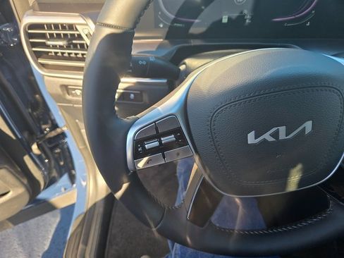New 2025 Kia Telluride S image 15